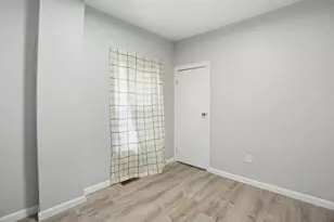 28 Warnock St, Lowell, MA 01852 - Photo 17