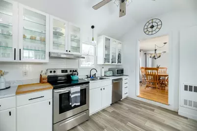 154 Pakachoag St, Auburn, MA 01501 - Photo 9