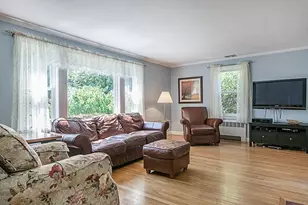 65 High St, Winchester, MA 01890 - Photo 5