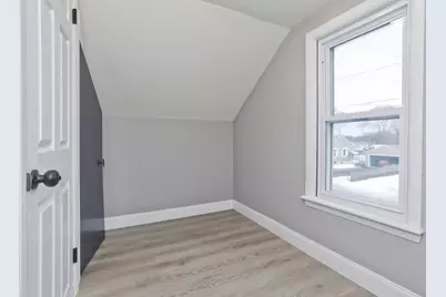 1709 Memorial Dr, Chicopee, MA 01020 - Photo 17