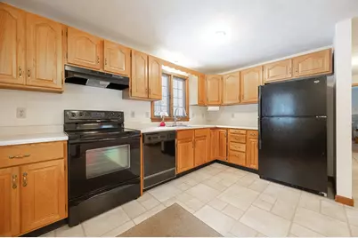 20 Vine St, Douglas, MA 01516 - Photo 13