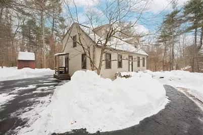 20 Vine St, Douglas, MA 01516 - Photo 3
