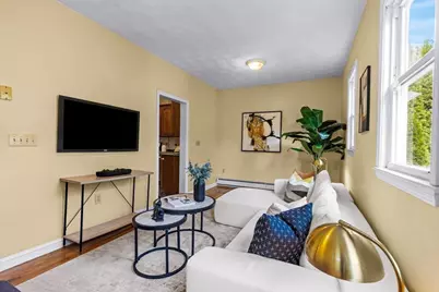 89 Heath Street, Somerville, MA 02145 - Photo 9