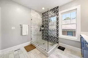 55 Hutchings St, Boston, MA 02121 - Photo 25