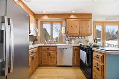 337 Exeter, Hampton Falls, NH 03844 - Photo 9