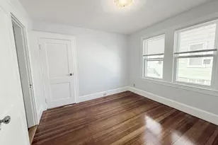 204 Farrington St, Quincy, MA 02170 - Photo 9