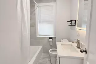 204 Farrington St, Quincy, MA 02170 - Photo 11