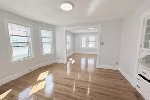 204 Farrington St, Quincy, MA 02170 - Photo 5