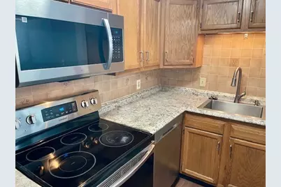 616 Boston Post Rd E #9, Marlborough, MA 01752 - Photo 5