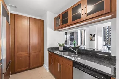 1 Charles St S #6-A, Boston, MA 02116 - Photo 7