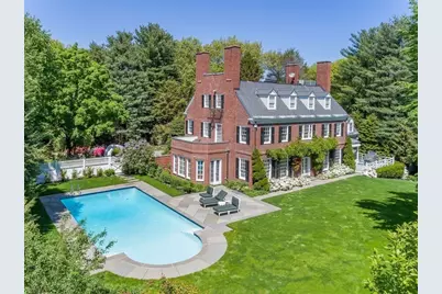 71 Sears Road, Brookline, MA 02445 - Photo 17