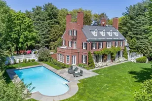 71 Sears Rd, Brookline, MA 02445 - Photo 17