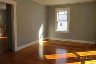 11 Crescent St, Lawrence, MA 01841 - Photo 9