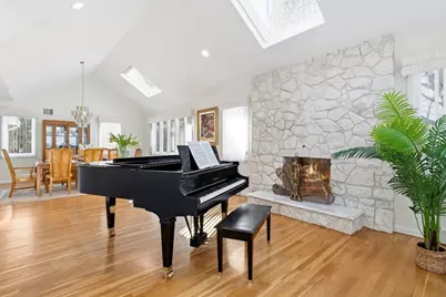 6 Hearthstone Pl, Andover, MA 01810 - Photo 5