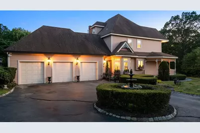 2 Country Way, Hopkinton, MA 01748 - Photo 3