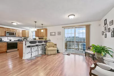 22 Bittersweet Blvd, Worcester, MA 01607 - Photo 9