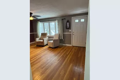 22 Falcon St, Methuen, MA 01844 - Photo 3