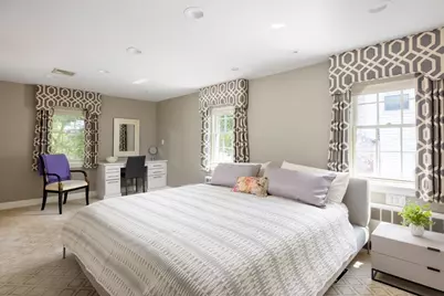 61 Woodlawn Dr, Newton, MA 02467 - Photo 9