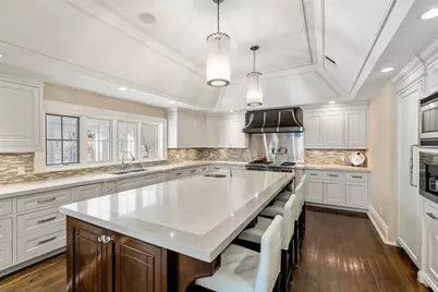 11 Hillcrest Road, Weston, MA 02493 - Photo 9