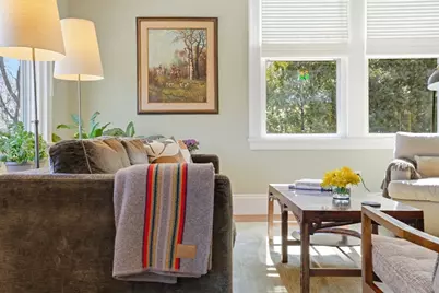 80 Upland Rd #B, Cambridge, MA 02140 - Photo 7