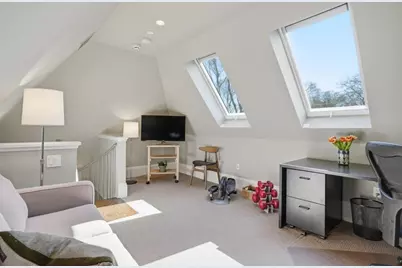 80 Upland Rd #B, Cambridge, MA 02140 - Photo 23