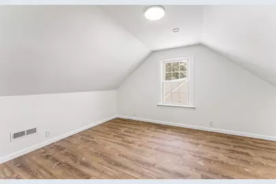 46 Eugene St, Leominster, MA 01453 - Photo 21