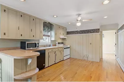 68 Spring Rd, Nahant, MA 01908 - Photo 9