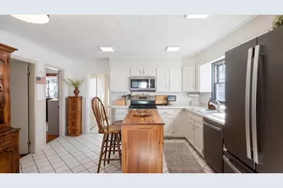 35 Halford Street, Gardner, MA 01440 - Photo 9