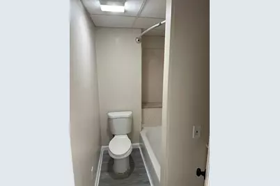 230 Pleasant St #2, Worcester, MA 01609 - Photo 9