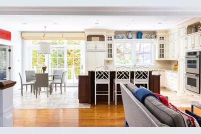 73 Washington Park, Newton, MA 02460 - Photo 5