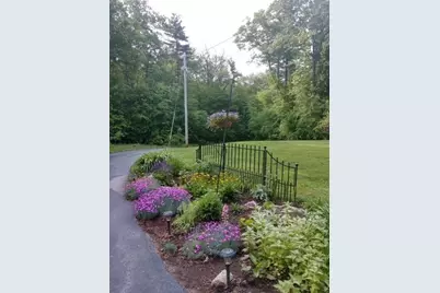 78 Milford St, Upton, MA 01568 - Photo 5