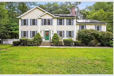 78 Milford St, Upton, MA 01568 - Photo 1