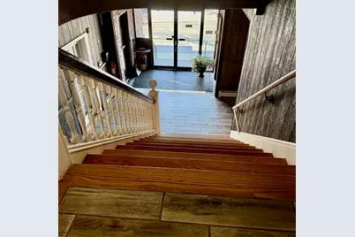 335 Central St #2L, Saugus, MA 01906 - Photo 9