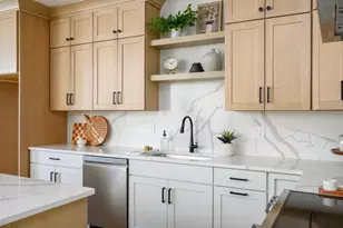 42 Metacomet Rd, West Bridgewater, MA 02379 - Photo 3