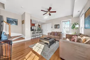121 E Cottage St, Boston, MA 02125 - Photo 11