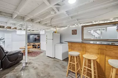 100 Kensington St, Agawam, MA 01030 - Photo 31