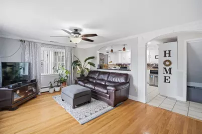 100 Kensington St, Agawam, MA 01030 - Photo 5