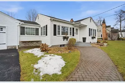 100 Kensington St, Agawam, MA 01030 - Photo 3