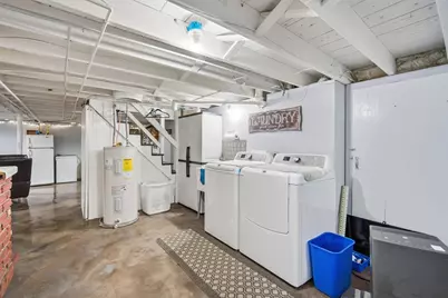 100 Kensington St, Agawam, MA 01030 - Photo 33