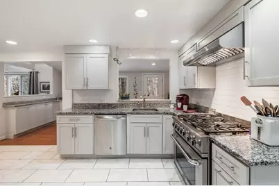 3 Willard Ln, Lynnfield, MA 01940 - Photo 9