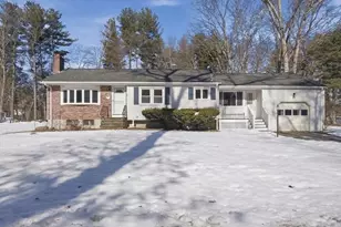 14 Manning St, Wilmington, MA 01887 - Photo 1