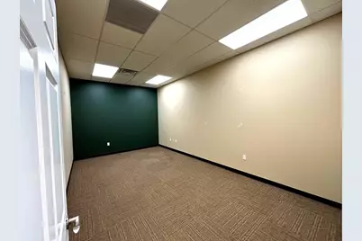 448 Lancaster St, Leominster, MA 01453 - Photo 5