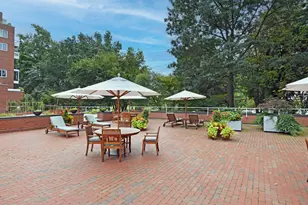 975 Memorial Dr, Cambridge, MA 02138 - Photo 25