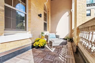 60 W Glen Rd #101, Brookline, MA 02445 - Photo 19