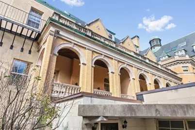 60 W Glen Rd #101, Brookline, MA 02445 - Photo 27