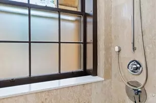 60 W Glen Rd, Brookline, MA 02445 - Photo 15