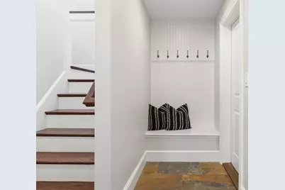 25 Washburn Ave, Wellesley, MA 02481 - Photo 33