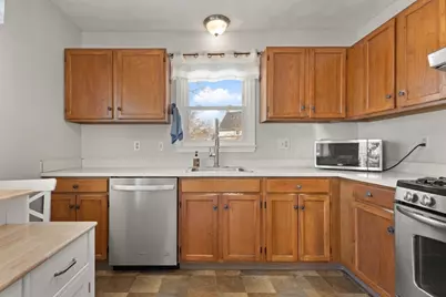 10 Fenwick Cir, Methuen, MA 01844 - Photo 7