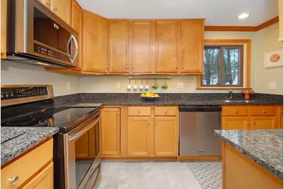 51 Staffordshire Ln #51, Concord, MA 01742 - Photo 9