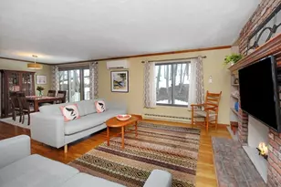 51 Staffordshire Ln, Concord, MA 01742 - Photo 7